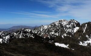 Las montañas del Atlas te esperan: senderismo y vida en pueblos bereberes